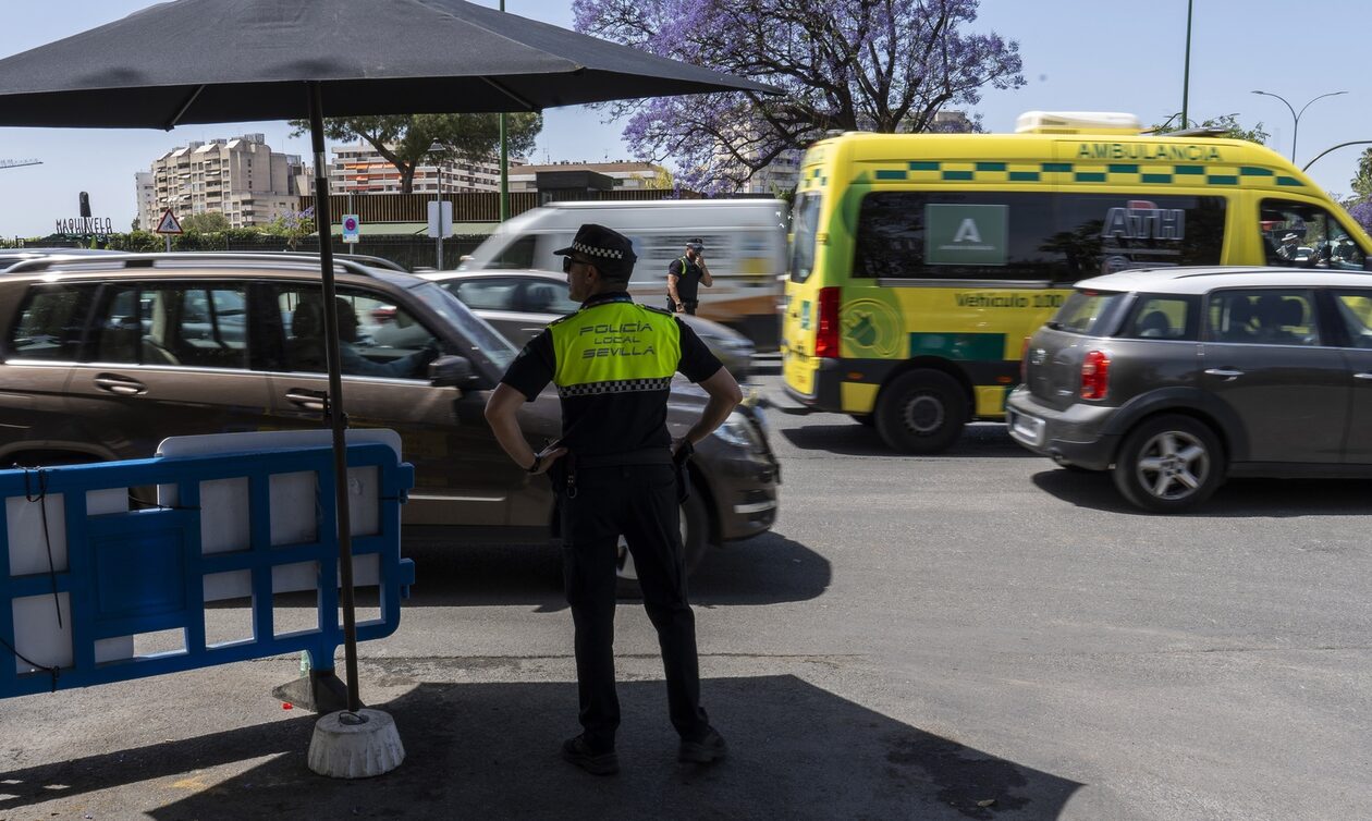 Συναγερμός στη Σεβίλλη: Τραυματίες σε περιστατικό με πυροβολισμούς - Ταμπουρώθηκε ο ένοπλος