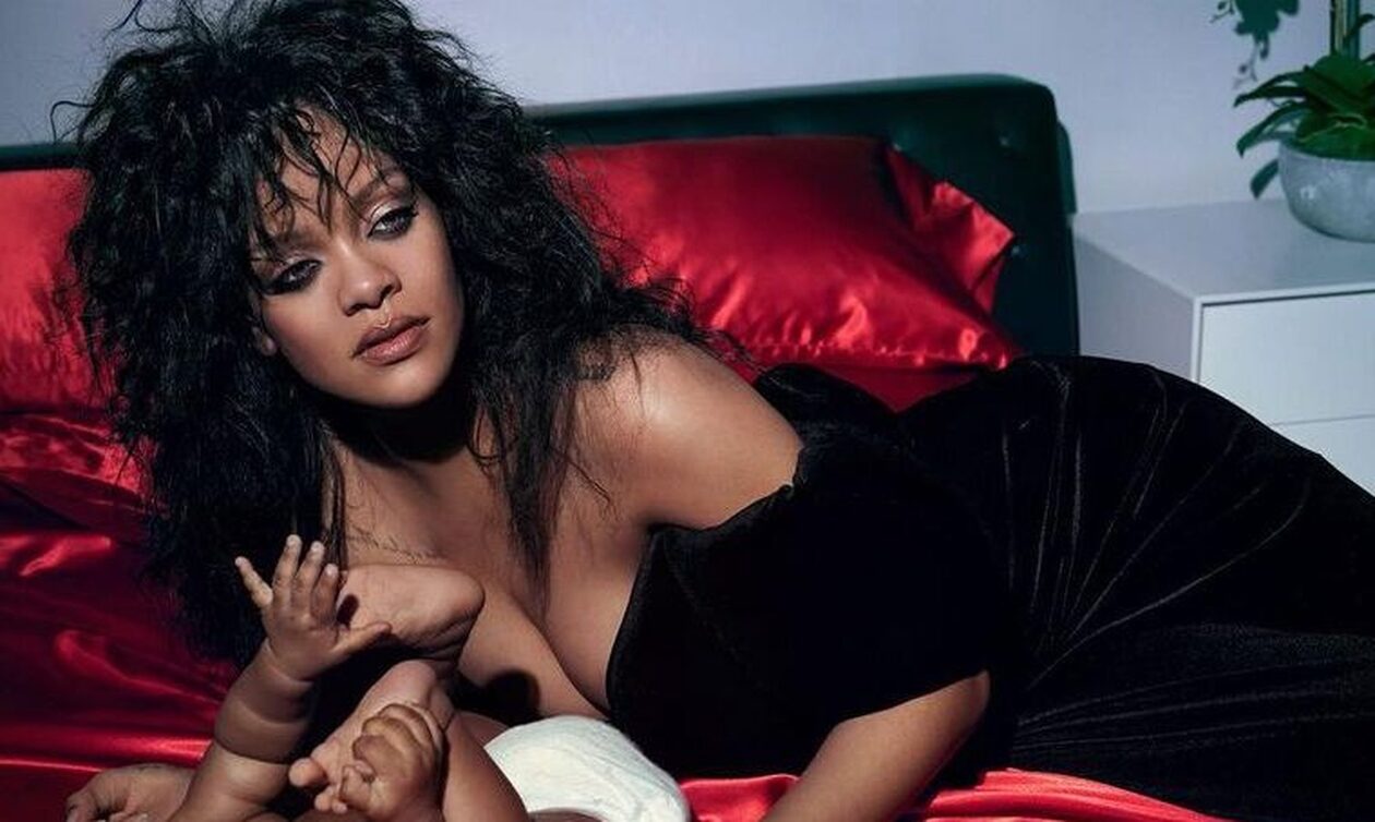 Rihanna: Ποζάρει με εσώρουχα και τακούνια σε προχωρημένη εγκυμοσύνη
