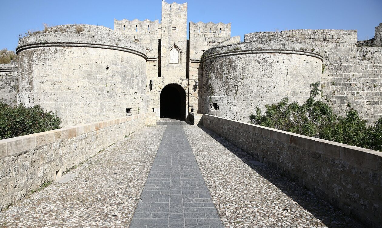 Το Κάστρο των Ιπποτών στη Ρόδο στα ομορφότερα του κόσμου, σύμφωνα με το CNN