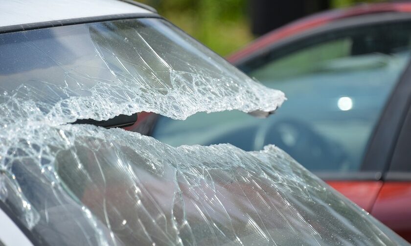 Σέρρες: Γλίτωσε από πρόσκρουση σε διάζωμα και τον παρέσυρε αυτοκίνητο αφού έβαλε τρίγωνο ασφαλείας