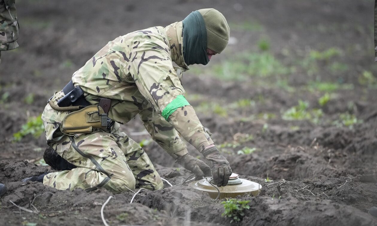 Ουκρανία: Βόμβες και νάρκες που δεν έχουν εκραγεί απειλούν τη γεωργική παραγωγή