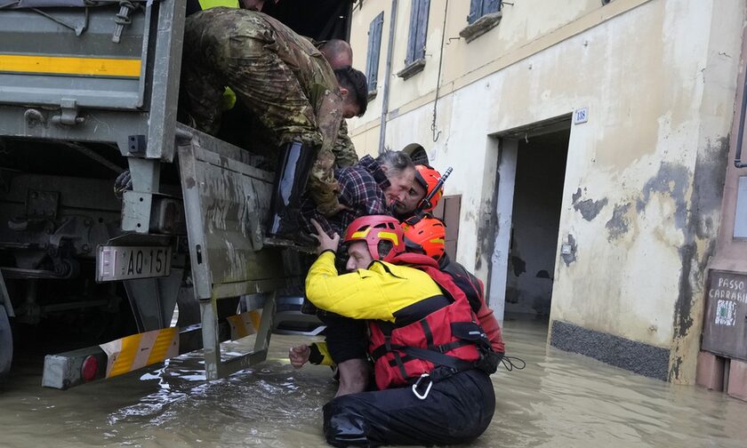 Ιταλία: Εννέα οι νεκροί από την κακοκαιρία - Πάνω από 13.000 άνθρωποι εγκατέλειψαν τις εστίες τους