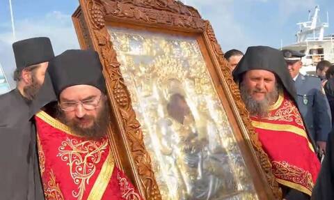 Άξιον Εστί: Η εικόνα της Παναγίας επέστρεψε στο Άγιο Όρος