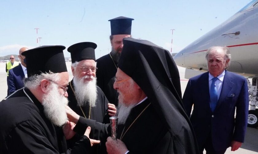 O Οικουμενικός Πατριάρχης Βαρθολομαίος έφτασε στην Αθήνα με ιδιωτική πτήση