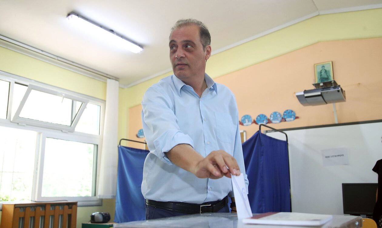 Εκλογές 2023: Ο Κυριάκος Βελόπουλος ψήφισε στη Θεσσαλονίκη