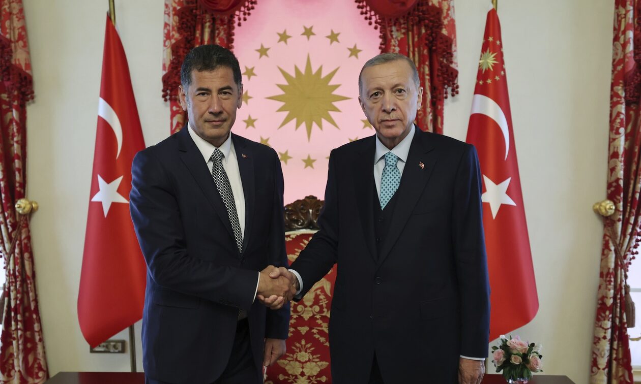 Εκλογές στην Τουρκία: Ερντογάν στηρίζει ο Ογκάν στον δεύτερο γύρο