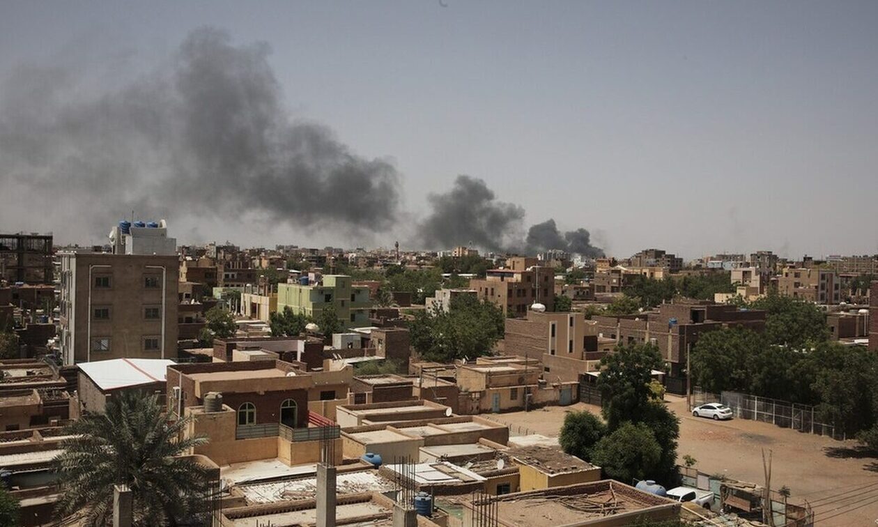 Σουδάν: Αναφορές για νέες μάχες στο Χαρτούμ παρά την εκεχειρία