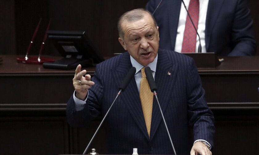 Τουρκία: Ο Ερντογάν επικρίνει δυτικά ΜΜΕ για απόπειρα χειραγώγησης των ψηφοφόρων στη χώρα του