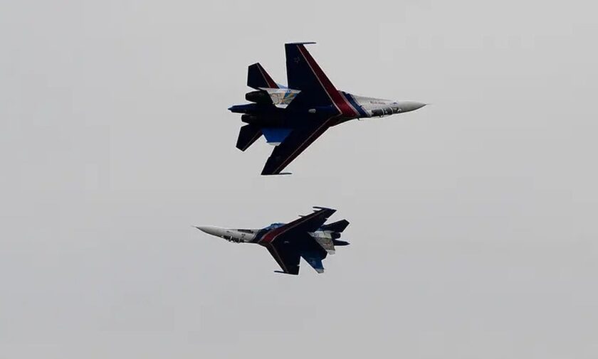 Ρωσία: Μαχητικό αεροσκάφος Su-27 αναχαίτισε δύο αμερικανικά βομβαρδιστικά Β-1Β πάνω από τη Βαλτική