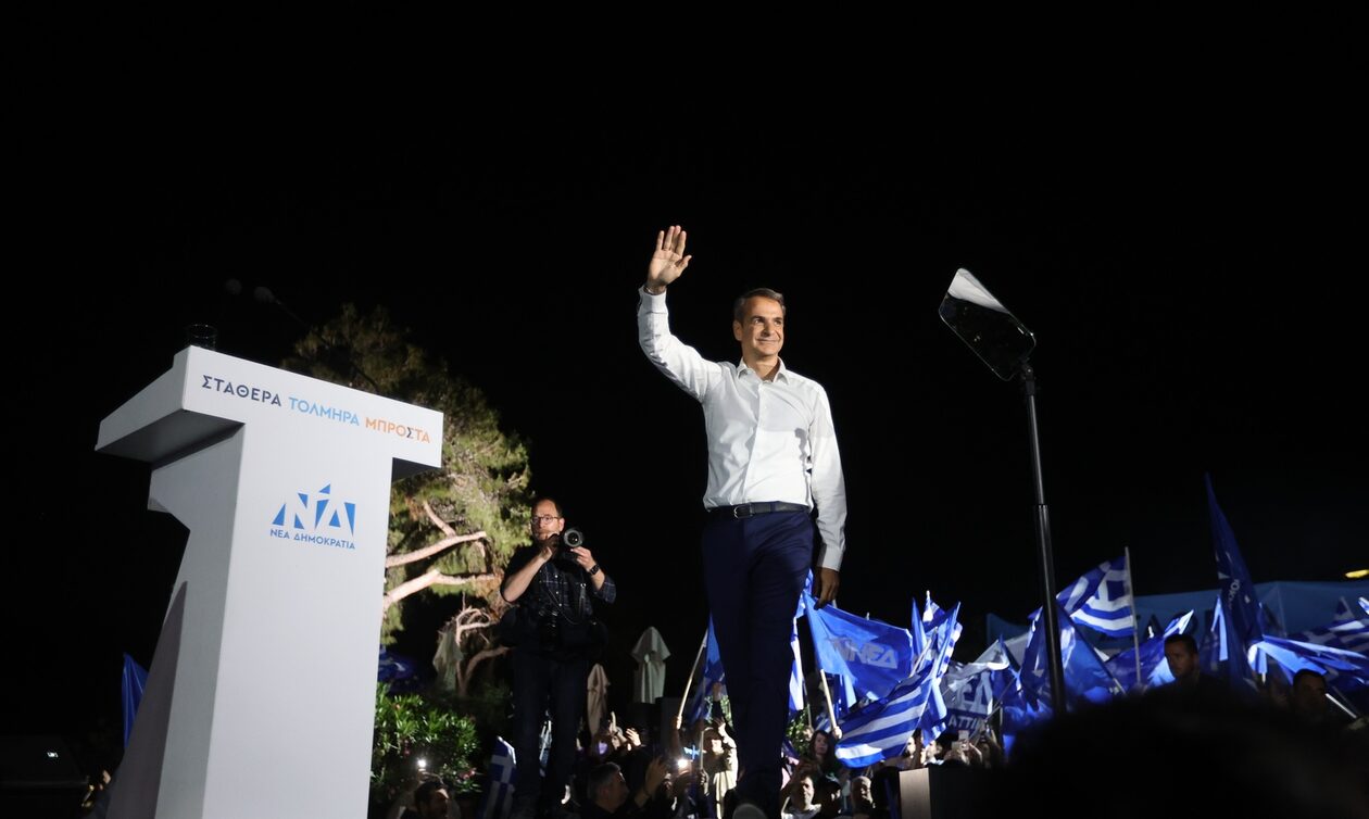 Εκλογές 2023 - Economist: Οι Έλληνες αποφάσισαν με τεράστια διαφορά τη σταθερότητα αντί για δράματα