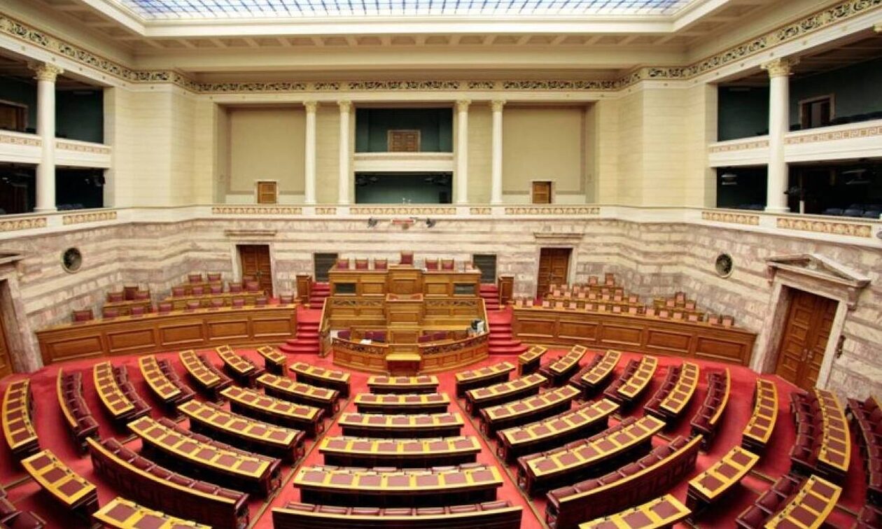 Εκλογές 2023: Ορκίζεται σήμερα η «φευγαλέα» Βουλή