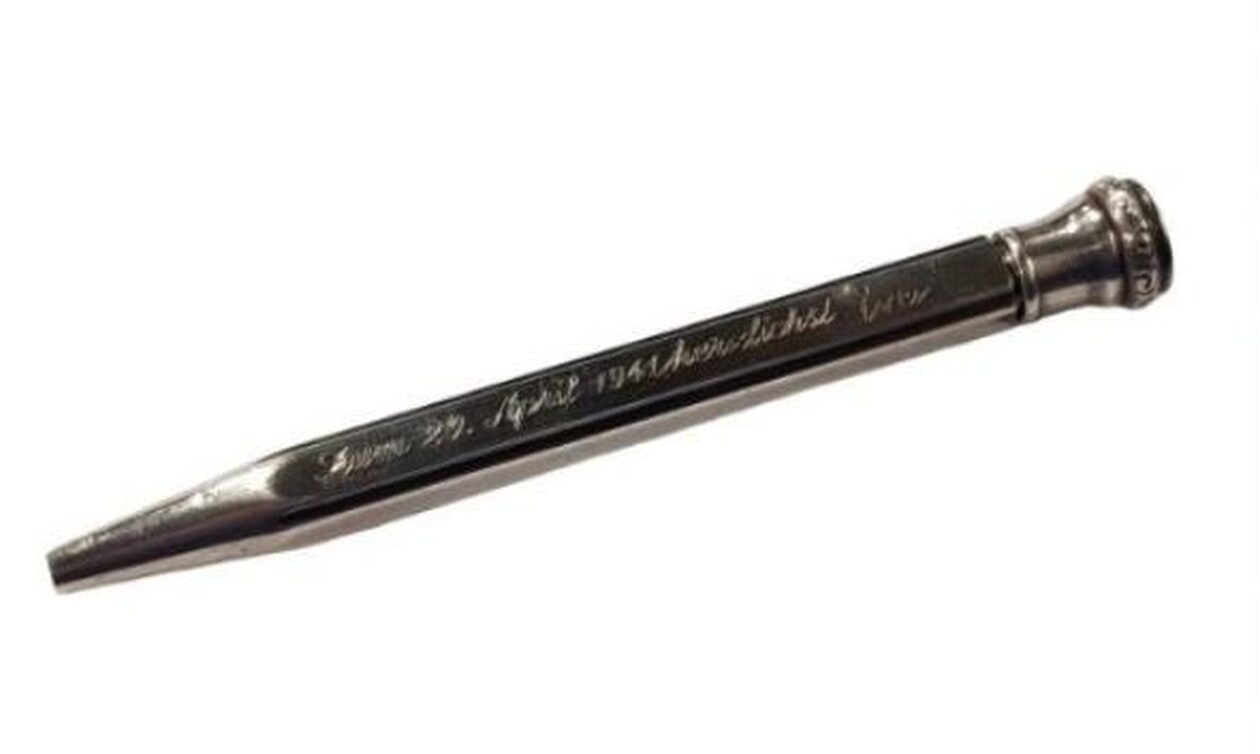 Χίτλερ: Στο σφυρί το μολύβι που του είχε δώσει για τα γενέθλιά του η Εύα Μπράουν - Πόσο θα «πιάσει»