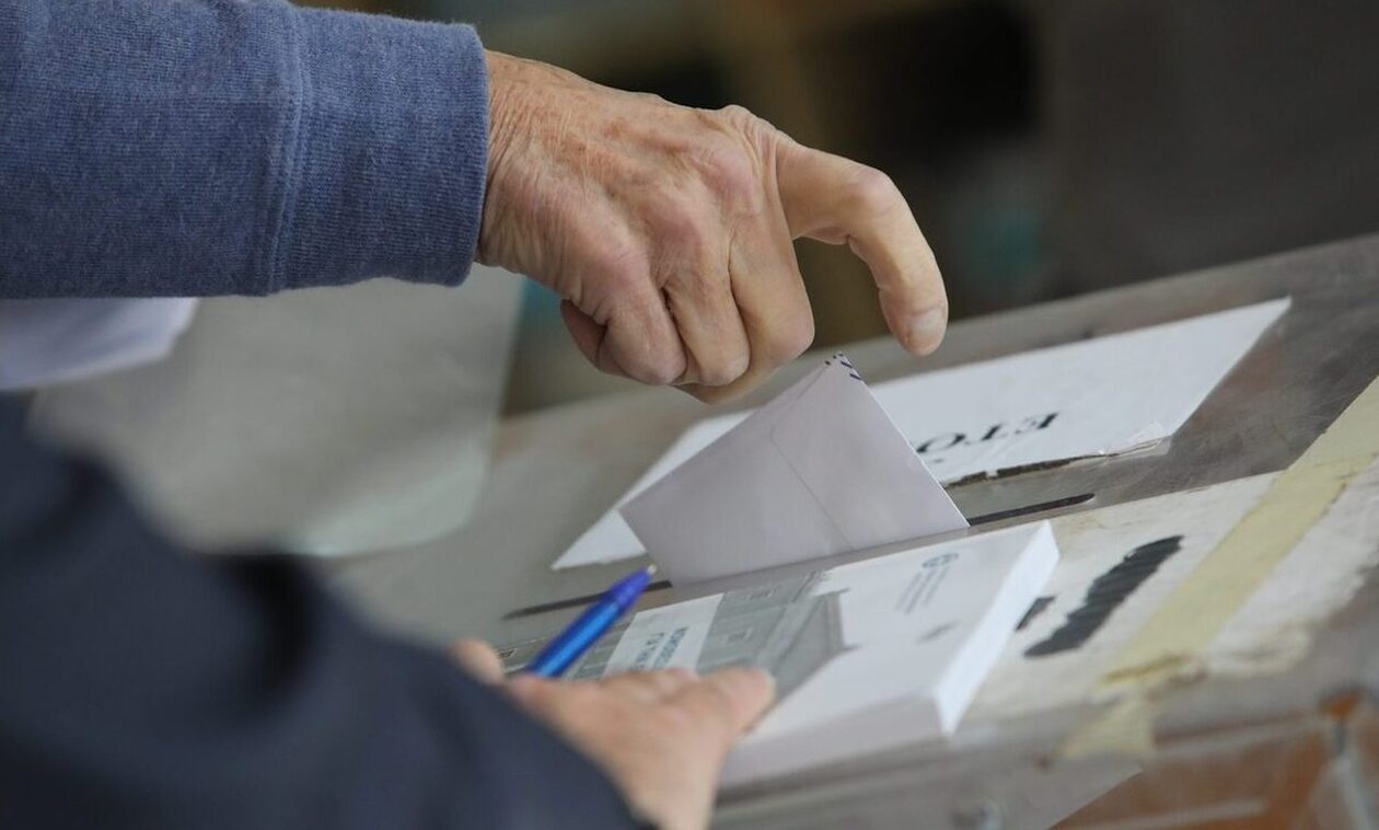 Εκλογές 2023: Δεν εκλέγονται οι βουλευτές με σταυρό αλλά με λίστα - Πώς ψηφίζουν οι ετεροδημότες