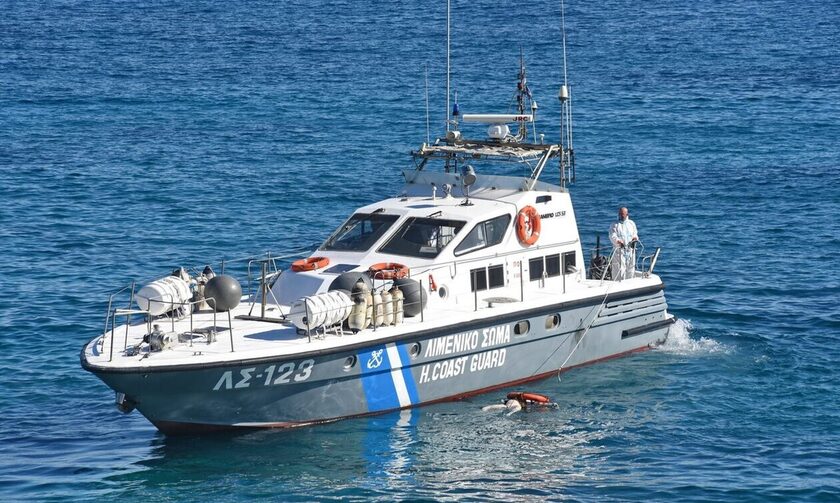 Στους εννέα οι νεκροί από το ναυάγιο σκάφους με μετανάστες στα ανοιχτά της Μυκόνου