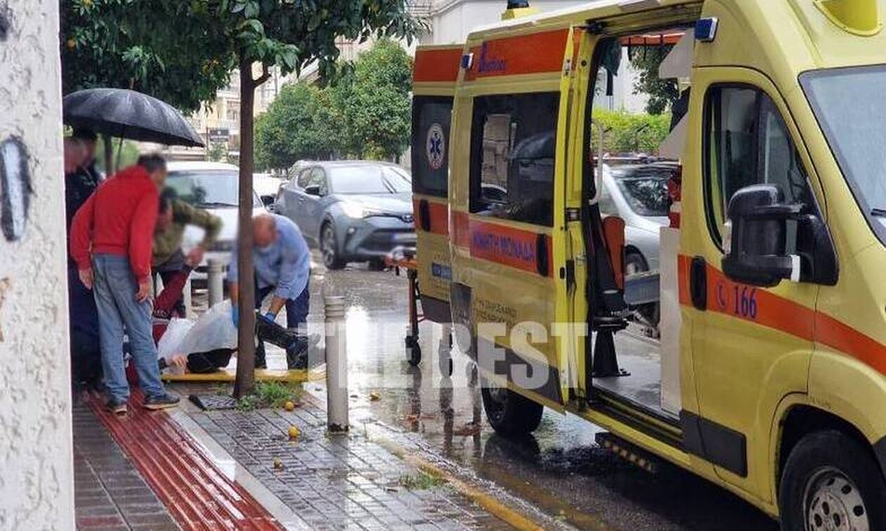 Αγρίνιο: Έκλεψαν 300 ευρώ από ηλικιωμένο που τραυματίστηκε από πτώση και περίμενε το ΕΚΑΒ