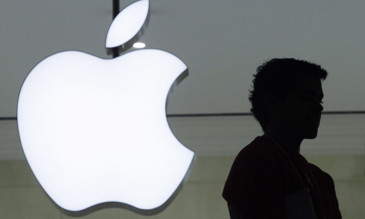 Apple: Απαντά στις κατηγορίες για κατασκοπεία σε βάρος Ρώσων χρηστών