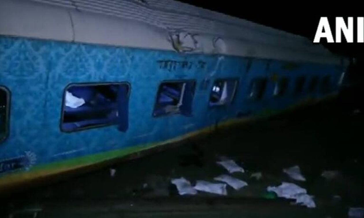 Ινδία: Τουλάχιστον 50 νεκροί και 500 τραυματίες από τη σύγκρουση τρένων