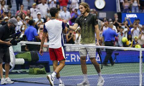 Στέφανος Τσιτσιπάς: «Τιτανομαχία» με τον Κάρλος Αλκαράθ στους «8» του Roland Garros – Ώρα και κανάλι