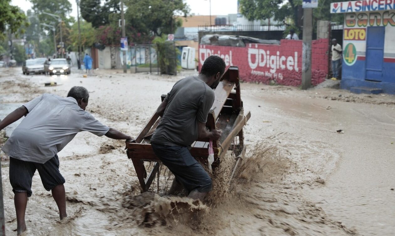 Καταστροφικές βροχές στην Αϊτή – 42 νεκροί και χιλιάδες εκτοπισμένοι από τις πλημμύρες