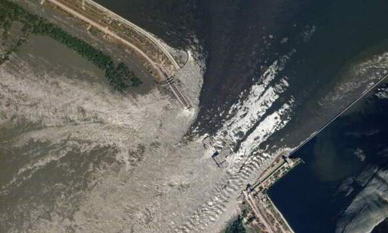 Ουκρανία: Η πρώτη δορυφορική εικόνα από το κατεστραμμένο φράγμα Νόβα Καχόβκα