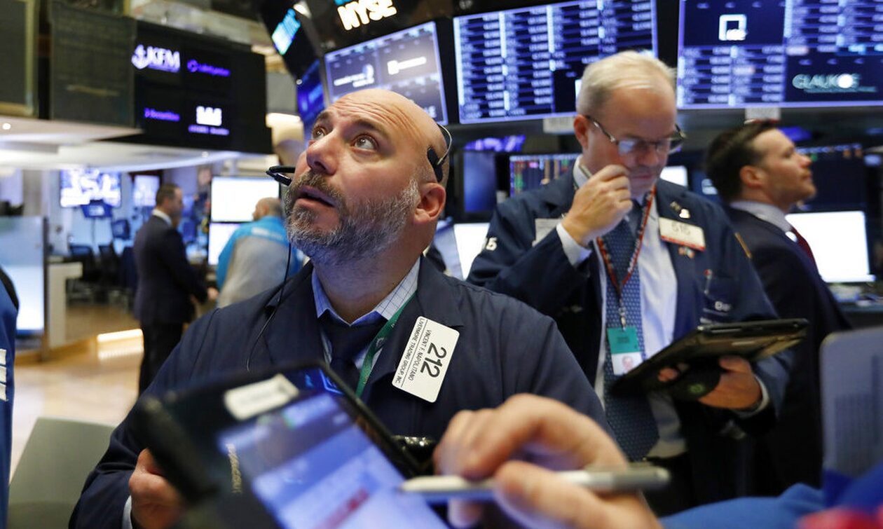 Συγκρατημένη άνοδος στη Wall Street με το βλέμμα στραμμένο στον πληθωρισμό