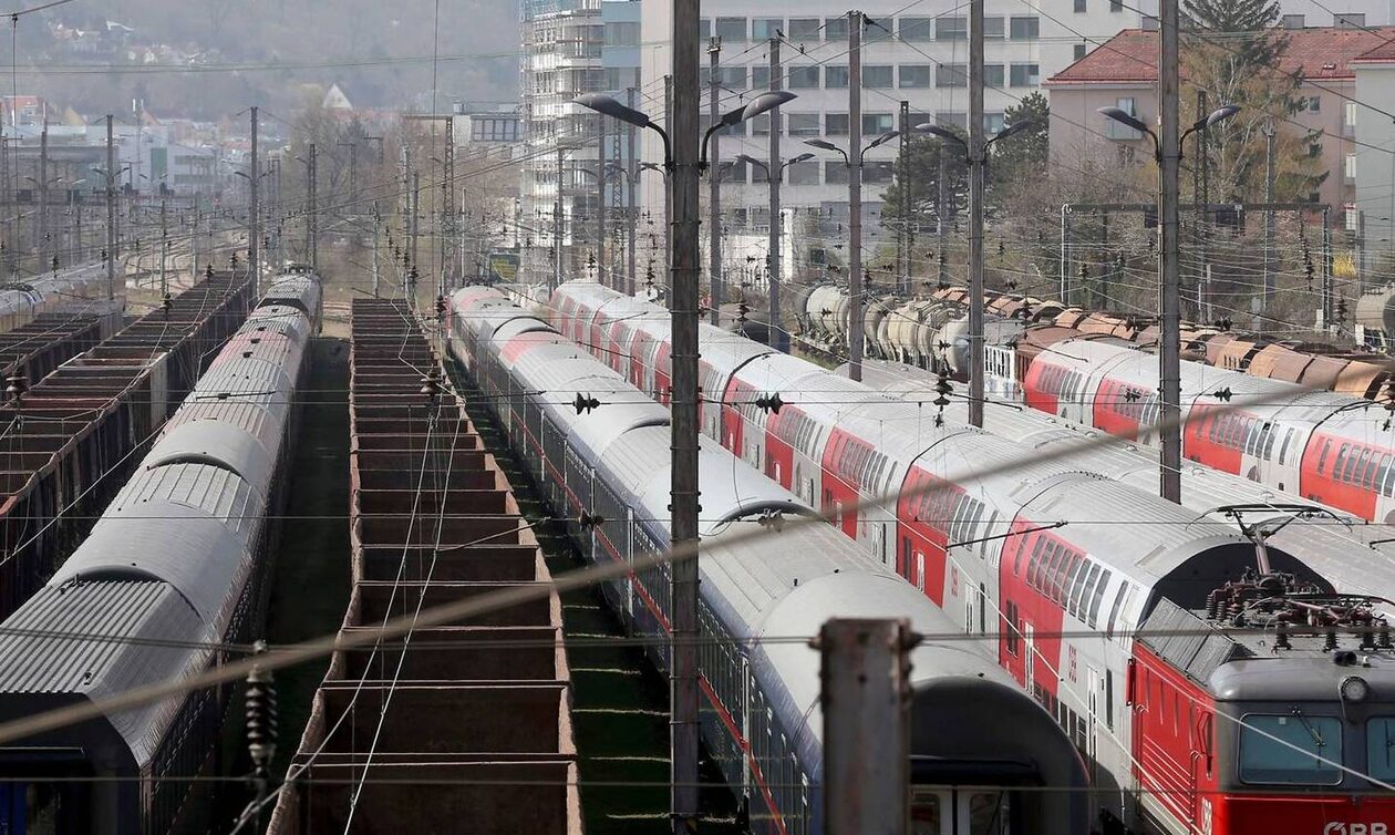 Αυστρία: 200 επιβάτες εκκένωσαν τρένο λόγω πυρκαγιάς - 45 ελαφρά τραυματίες