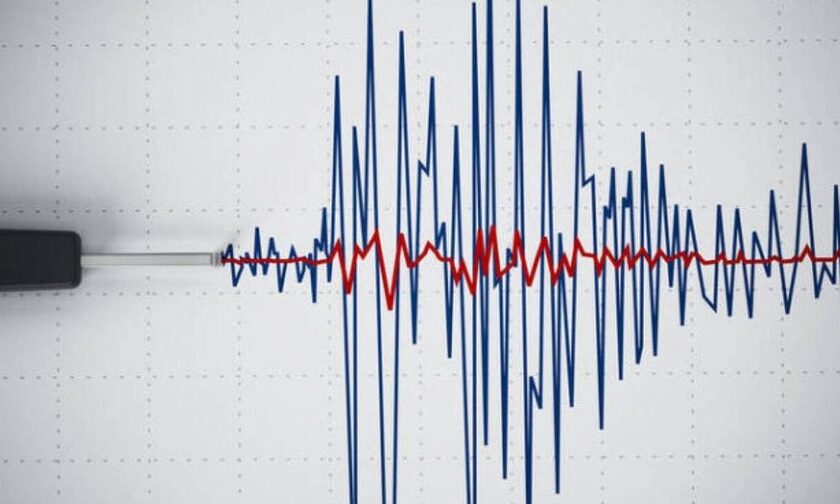 Σεισμός στην Αταλάντη: Σημειώθηκε κατολίσθηση κοντά σε γήπεδο ποδοσφαίρου