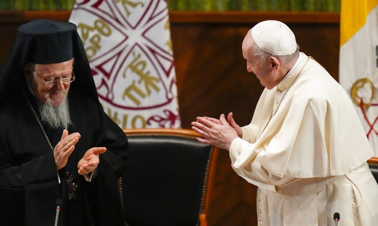 Εγκάρδιες ευχές μεταξύ Οικουμενικού Πατριάρχη Βαρθολομαίου και Πάπα Φραγκίσκου