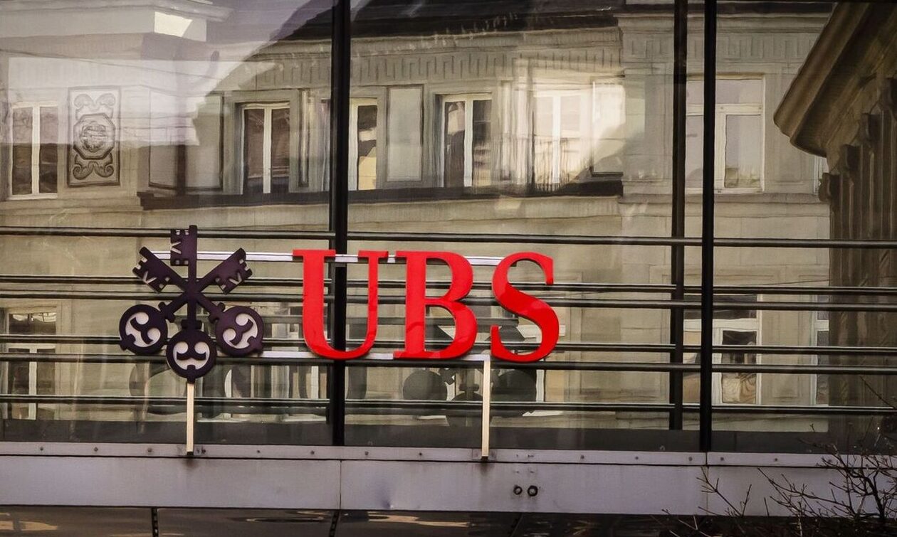 Η ελβετική κυβέρνηση υπέγραψε συμφωνία με την UBS για την κάλυψη ζημιών της Credit Suisse