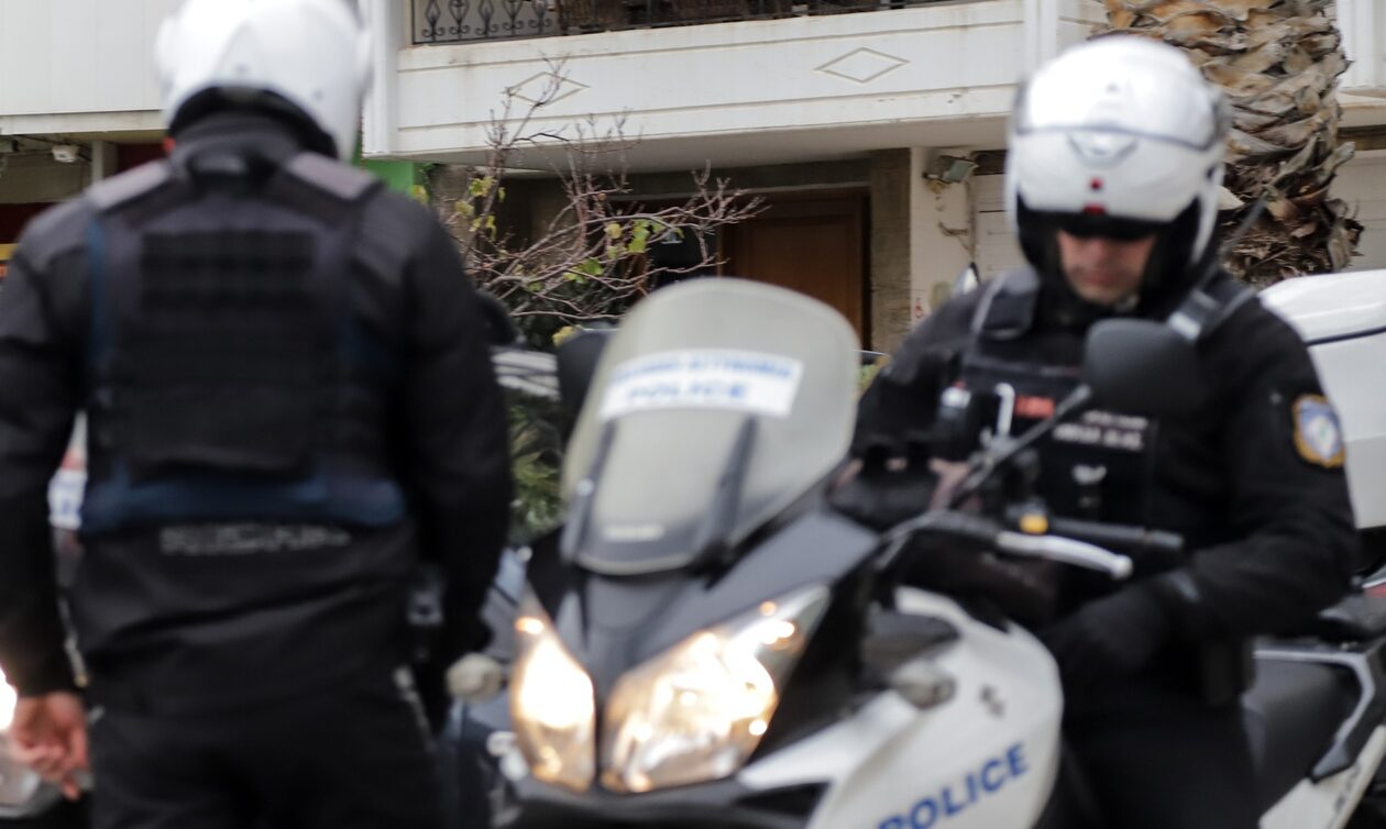 Ζάκυνθος: Αλλοδαπός κυκλοφορούσε με τσεκούρι στο Λαγανά - Συνελήφθη από αστυνομικούς της ΟΠΚΕ