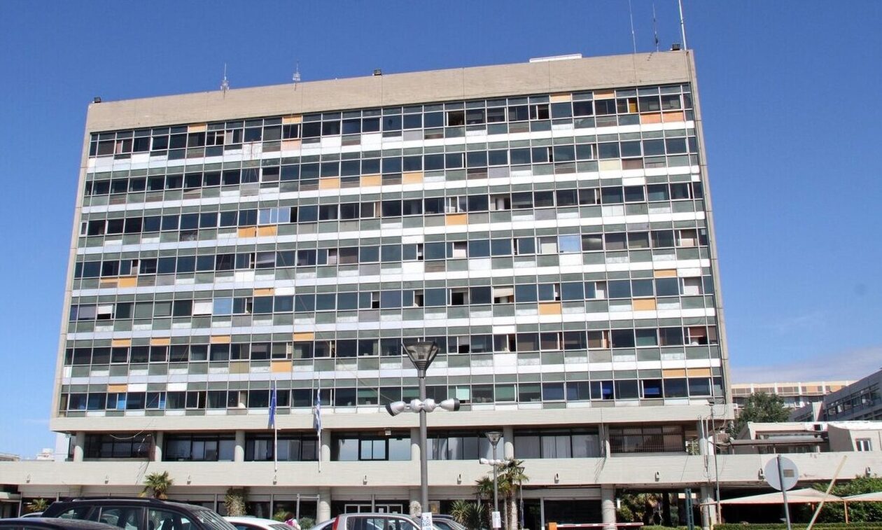 Συναγερμός στη Θεσσαλονίκη: Βγήκαν μαχαίρια στο ΑΠΘ - Τέσσερα άτομα στο νοσοκομείο