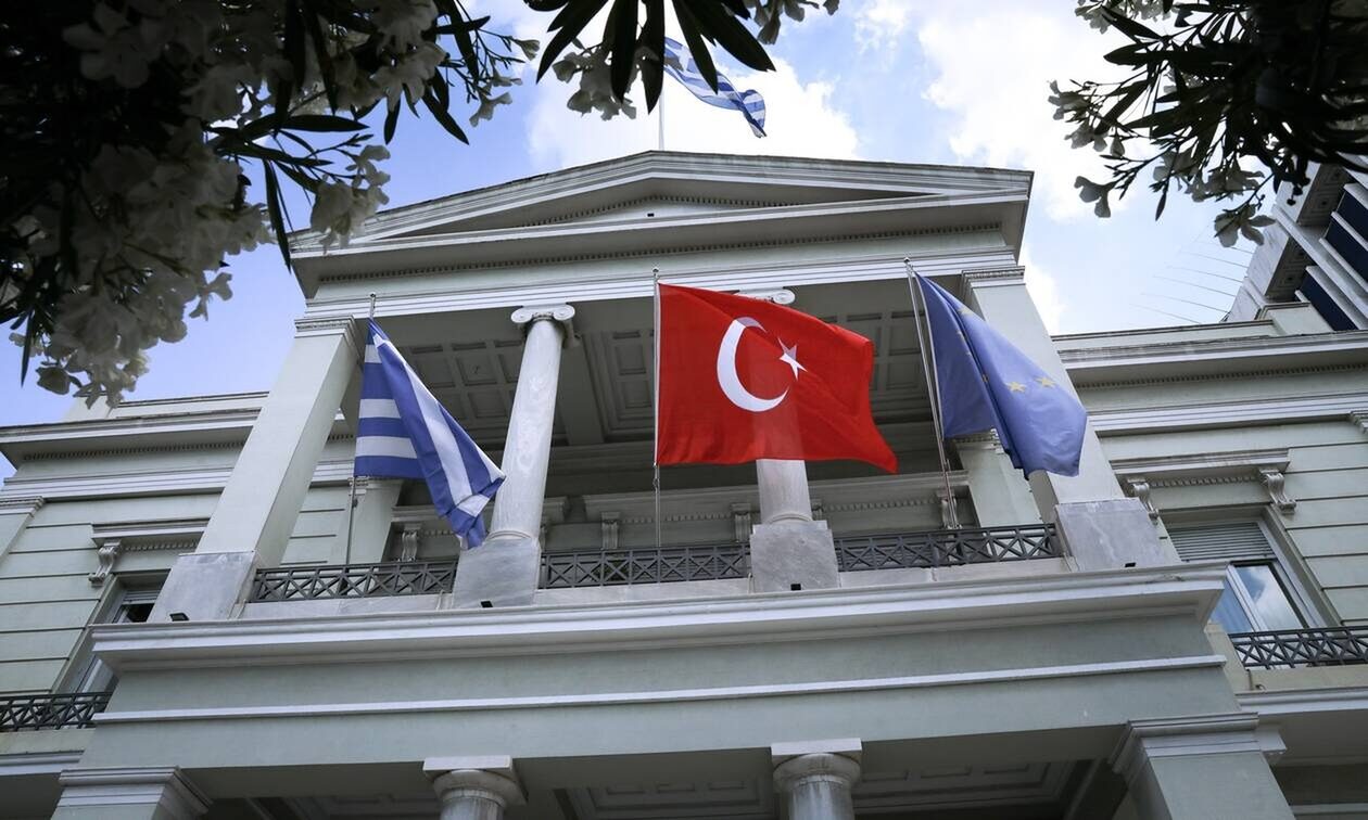 Η εσωτερική αντιπαράθεση και ο ρόλος του τουρκικού προξενείου Κομοτηνής