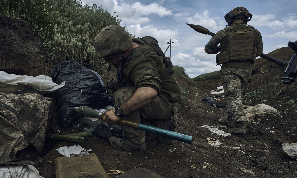 Πόλεμος στην Ουκρανία: Νεκροί και τραυματίες από ρωσική πυραυλική επίθεση