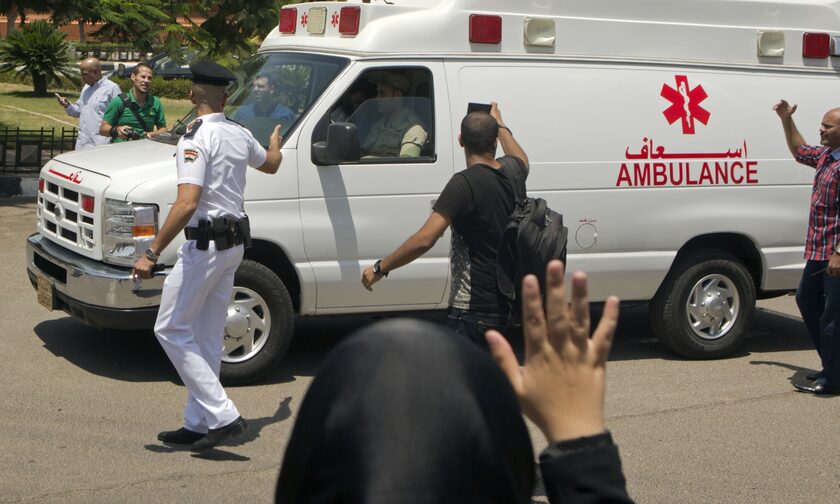 Αίγυπτος: Tραγωδία με 15 νεκρούς - Λεωφορείο συγκρούστηκε με φορτηγό κοντά στο Κάιρο