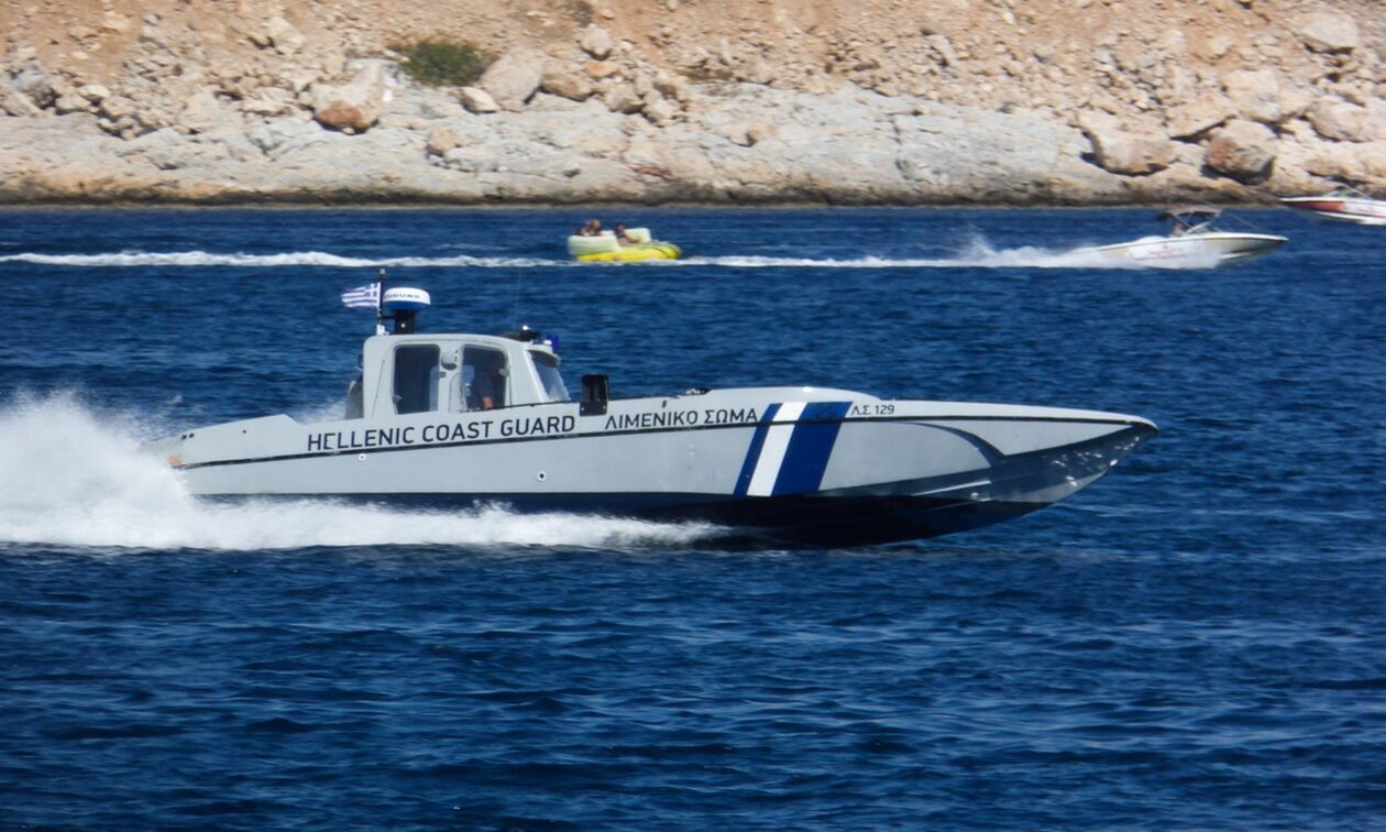 Υπουργείο Ναυτιλίας: Υπογράφηκαν τρεις συμβάσεις - Το Λιμενικό προμηθεύεται με 31 νέα σκάφη