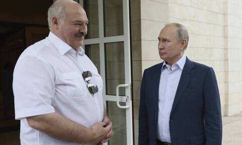 Λουκασένκο: «Έχουμε αρχίσει να παραλαμβάνουμε ρωσικά τακτικά πυρηνικά όπλα»