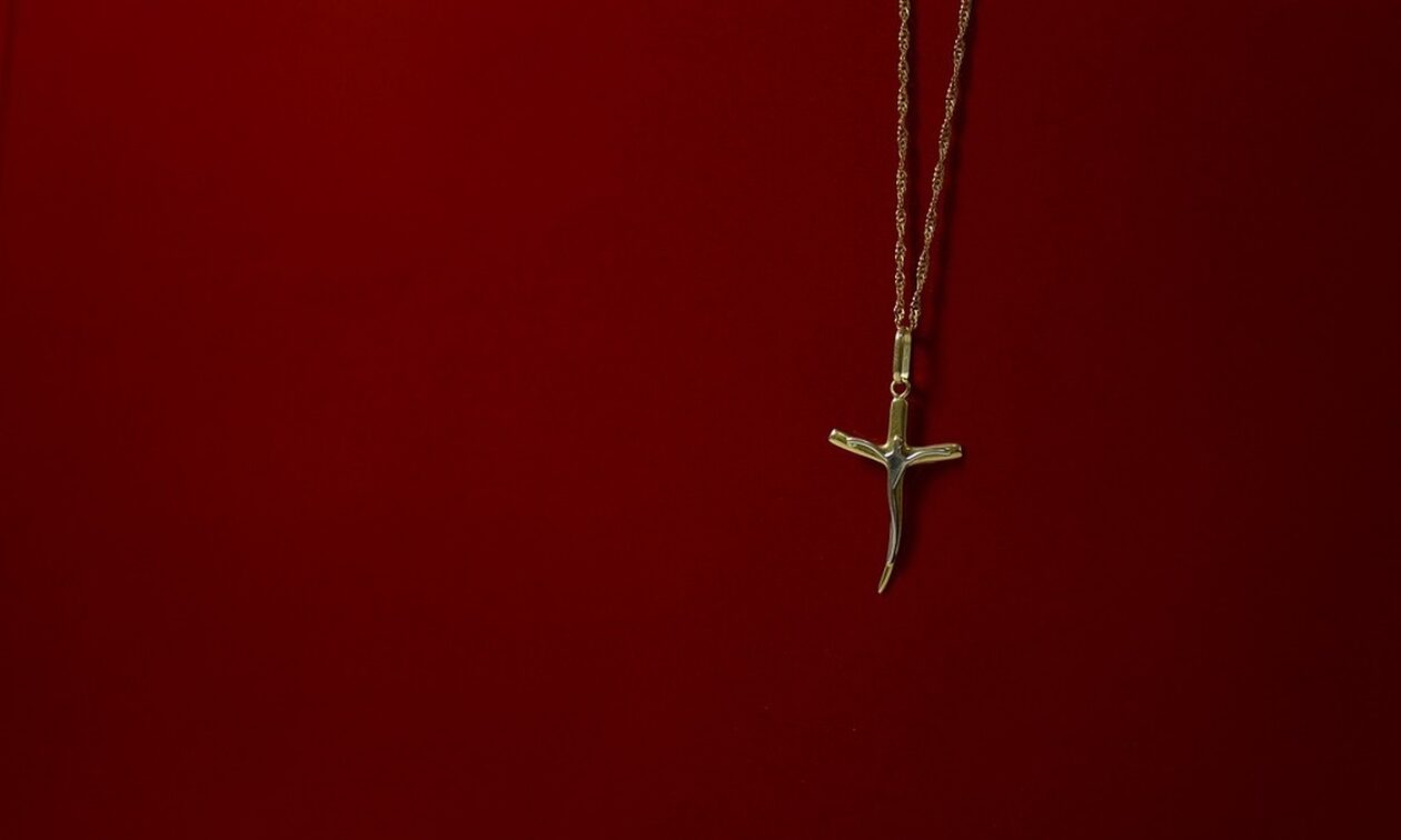 Θεσσαλονίκη: Στη φυλακή 40χρονος που άρπαξε σταυρό από Μητροπολίτη