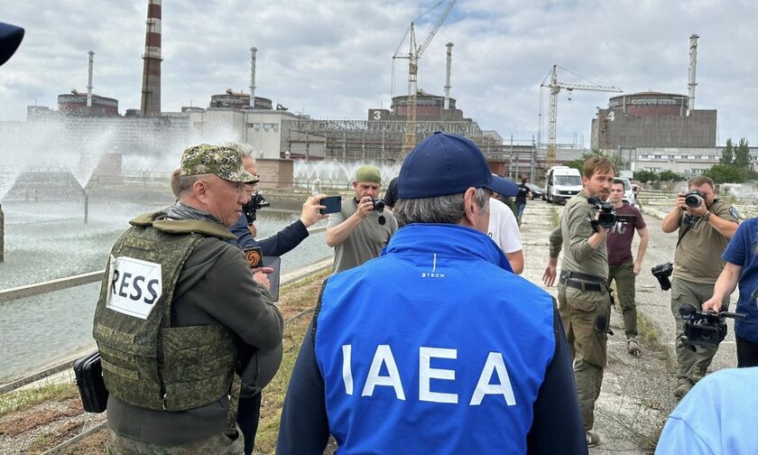 Ουκρανία: Πυροβολισμοί την ώρα που αποχωρούσε από τη Ζαπορίζια ο επικεφαλής του ΙΑΕΑ