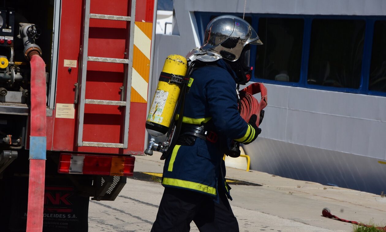 Μεταξουργείο: Υπό έλεγχο πυρκαγιά σε εγκαταλελειμμένο κτίριο