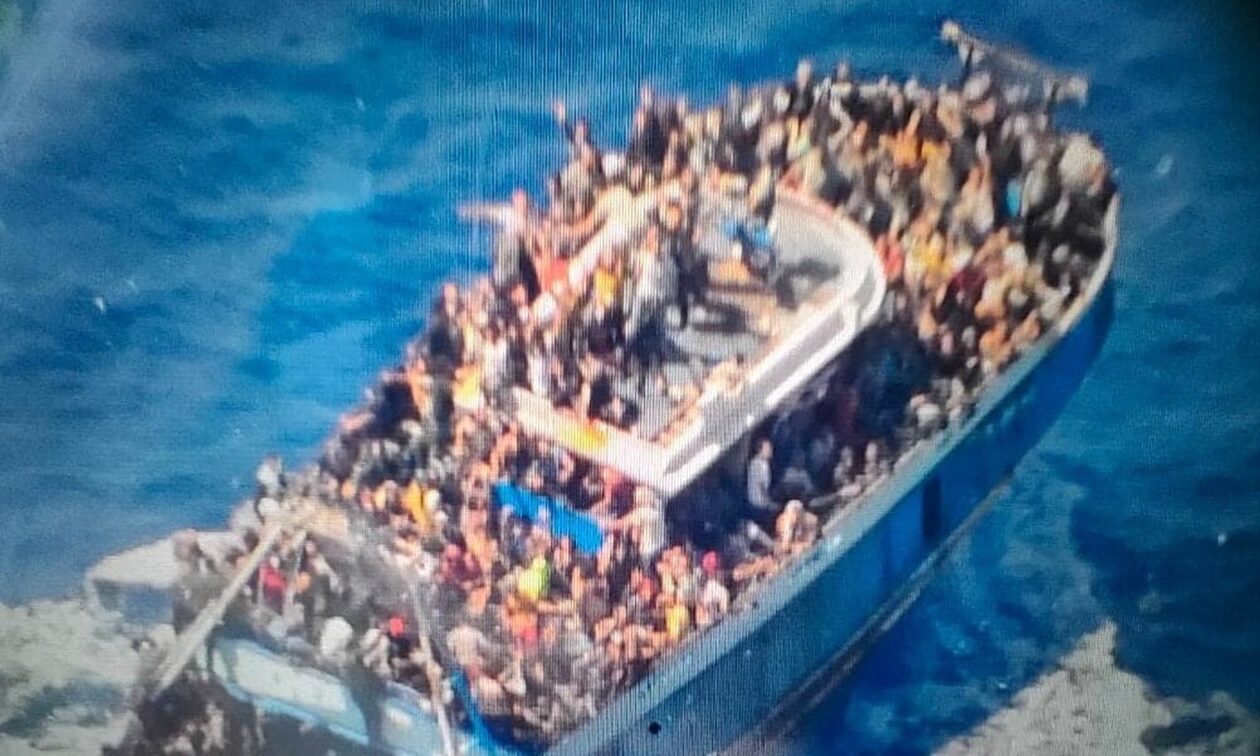 Πύλος: Σχεδόν 800 άνθρωποι επέβαιναν στο καράβι σύμφωνα με την πακιστανική αστυνομία