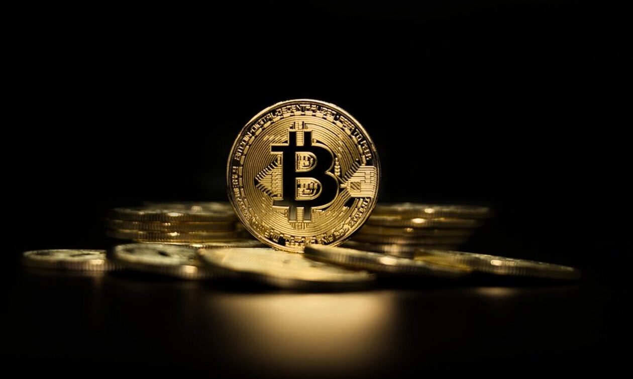 Bitcoin: Προσπάθεια να πιάσει τα 27.000 δολάρια