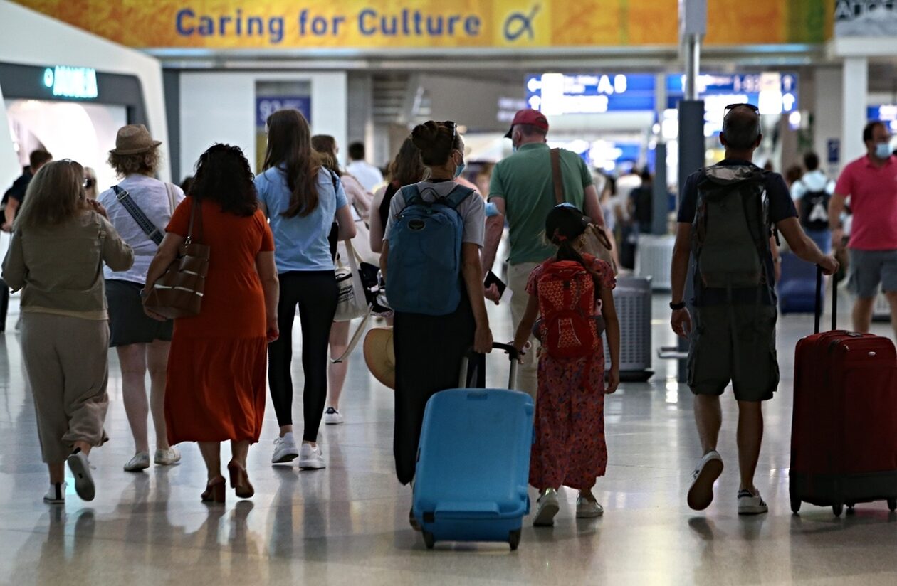 Αεροδρόμια: Αύξηση ύψους 10.8% στην επιβατική κίνηση σε σύγκριση με το 2019