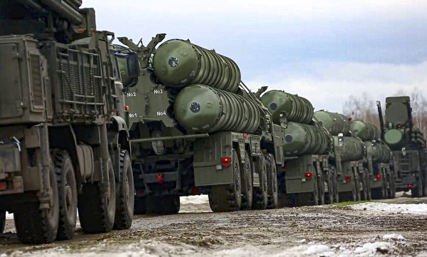 Ρωσικά ΜΜΕ: Μεταφέρονται πυραυλικά συστήματα S-400 στο Ροστόφ