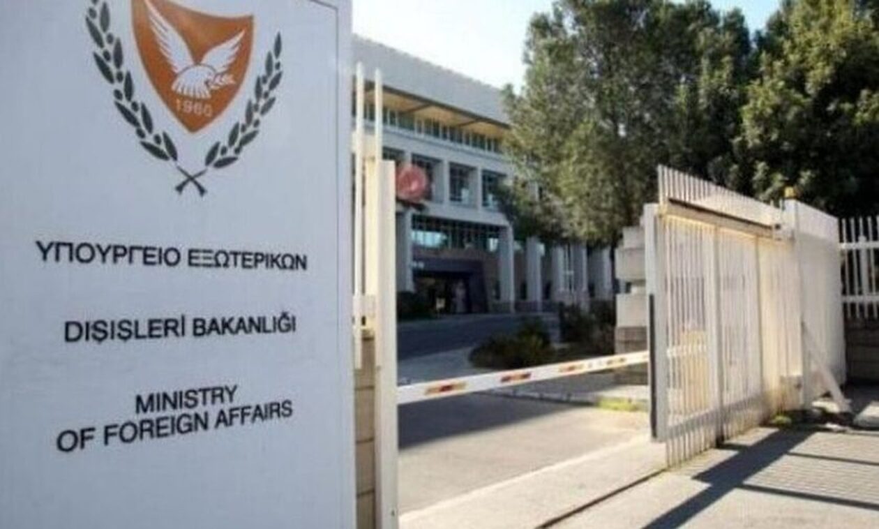 ΥΠΕΞ Κύπρου: «Όλοι οι Κύπριοι πολίτες να αποφεύγουν αχρείαστες μετακινήσεις σε ρωσικό έδαφος»