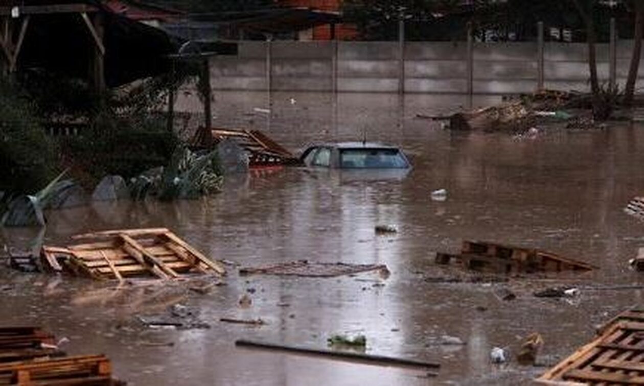 Φονικές πλημμύρες στη Χιλή: Δύο νεκροί και έξι αγνοούμενοι - Χιλιάδες σε καταφύγια