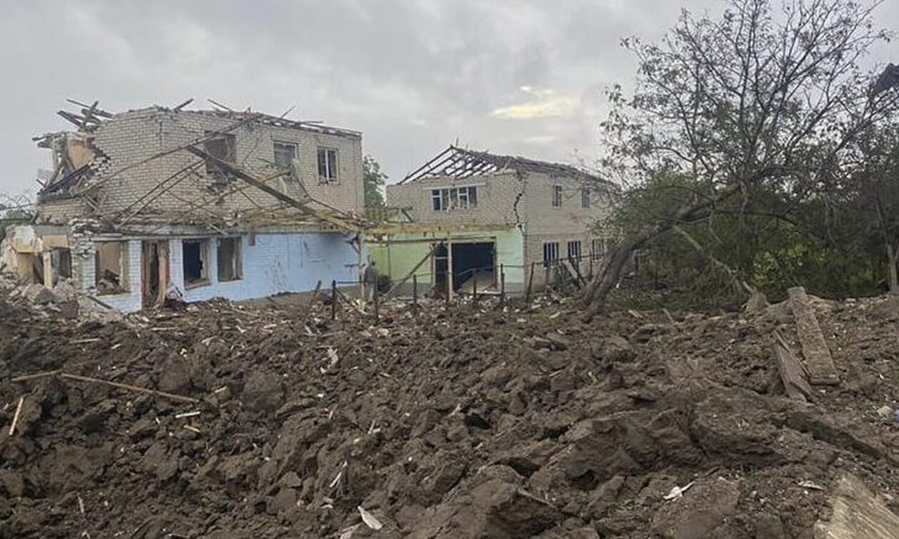 Πόλεμος στην Ουκρανία: Βομβαρδισμός εστιατορίου στην πόλη Κραματόρσκ – Αναφορές για θύματα