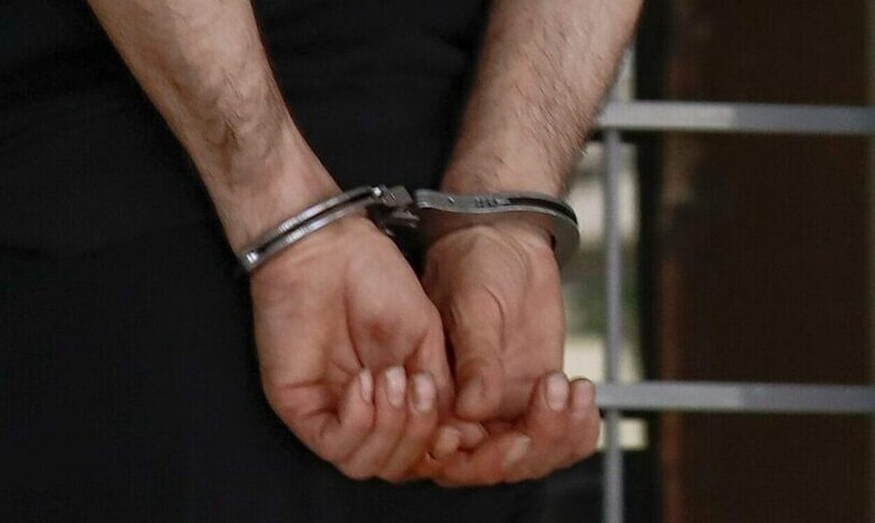 Θεσσαλονίκη: Στη φυλακή 55χρονος που κατηγορείται για την σεξουαλική κακοποίηση κόρης φίλων του