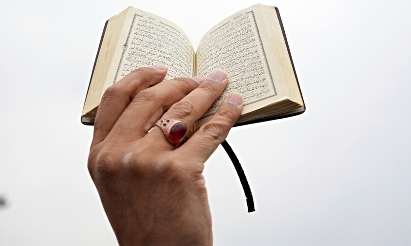 Ευρωπαϊκή Ένωση για κάψιμο Κορανίου – Ιερών Βιβλίων: «Προσβλητική και ασεβής πράξη»
