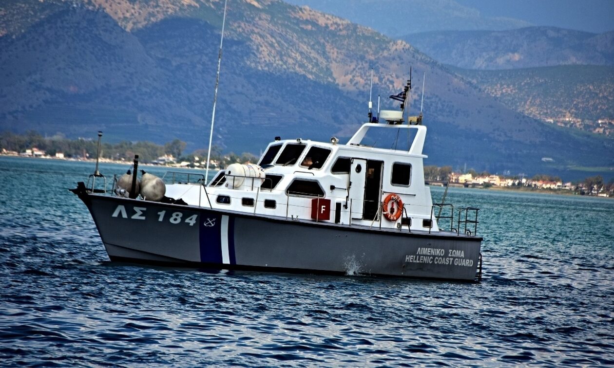 Βόρεια Εύβοια: «Περιπέτεια» στη θάλασσα για δύο ανθρώπους – Διασώθηκαν από το Λιμενικό