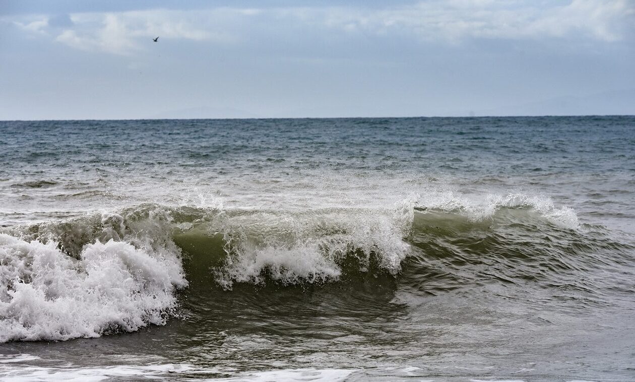Πνιγμοί: Πέντε νεκροί στη θάλασσα μέσα σε λίγες ώρες
